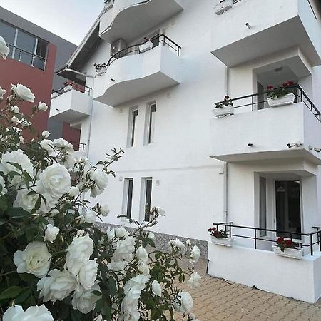 Къща За Гости Canavan'S Rawda Exterior foto