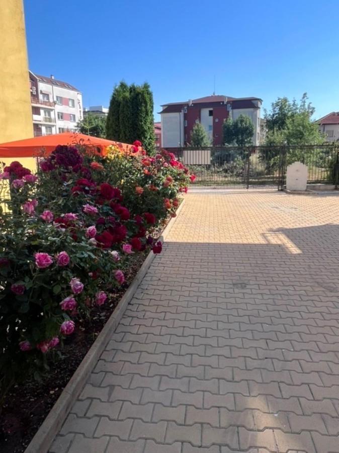 Къща За Гости Canavan'S Rawda Exterior foto